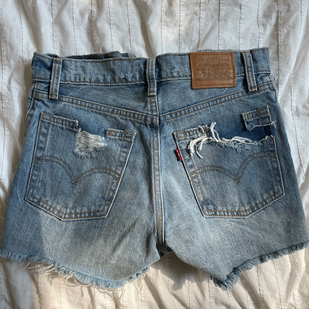 Levi’s wedgie high waisted shorts